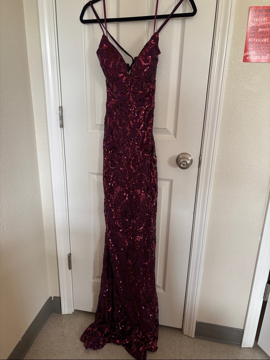 Windsor Dresses & Skirts - Windsor Mermaid-style Dress with Adjustable Lace-up Back